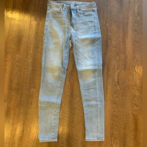 American Eagle Light-Wash Skinny Jeans